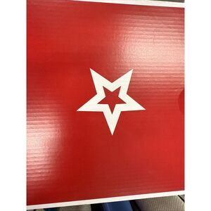 Kavi American Girl Doll of the Year Trunk